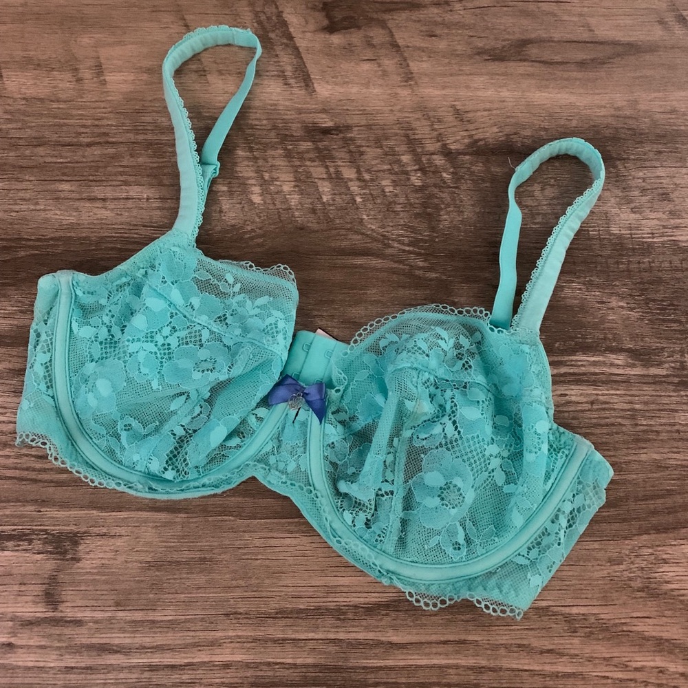 VS Teal Lace Bra 32DD